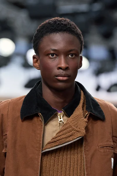 Look 85